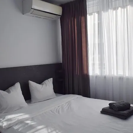 Orpheus And Eurydice Apartament